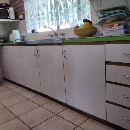 Ocean Beach Chalet 15 Jurien Bay Esterno foto